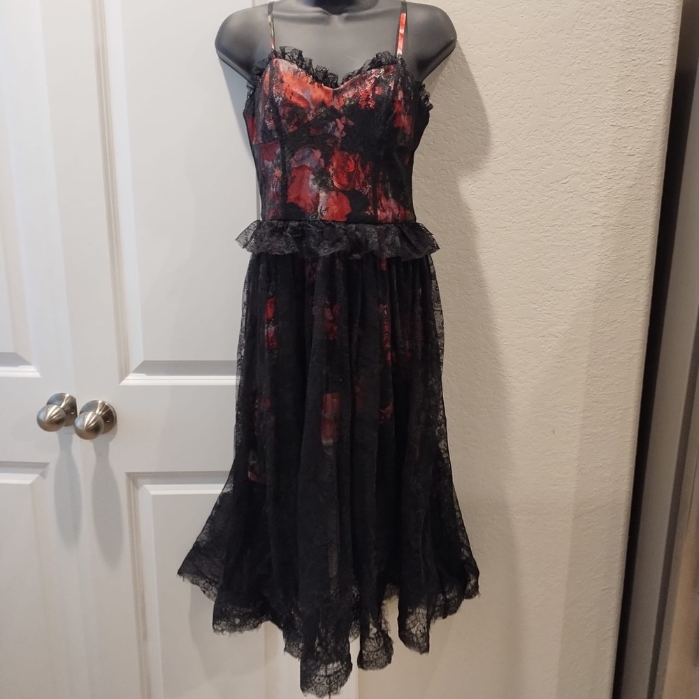 Pearl by Georgina Chapman Dress 4 Black Lace Floral Print Midi Holiday Party